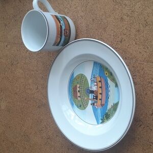 Villeroy & Boch 'Naif' 2 piece set.